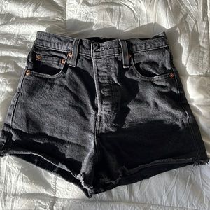 Levi’s Premium Ribcage Shorts